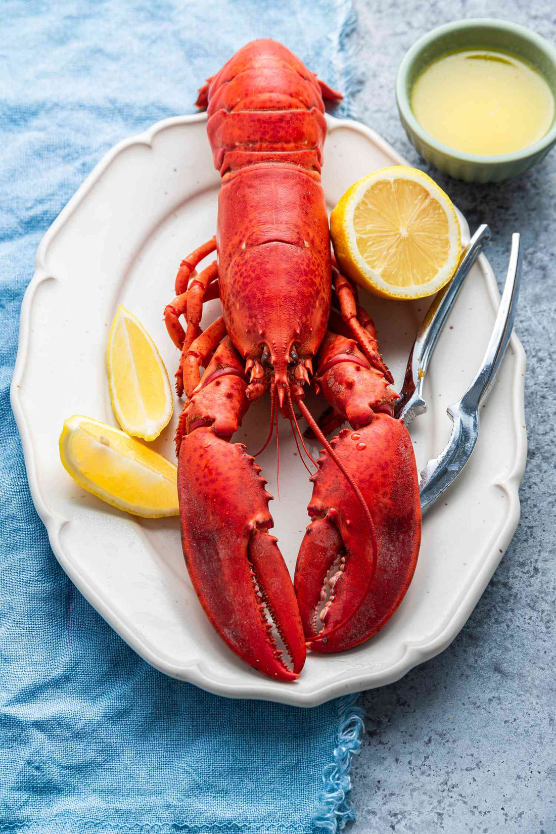 How to cook a live 1.5lb lobster.